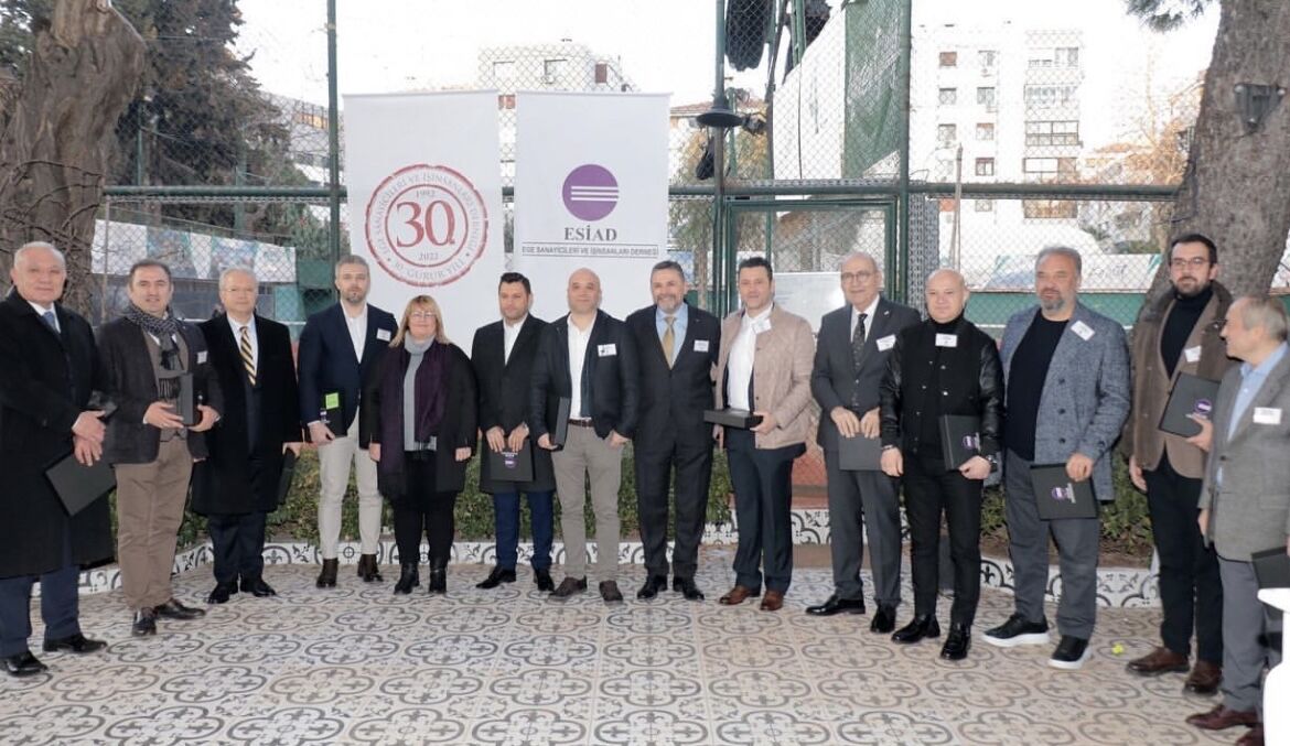 ESİAD Üyelik Plaketlerini Aldık